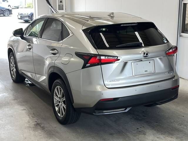 2015 Lexus NX NX300h Iパッケージ auction photo 5