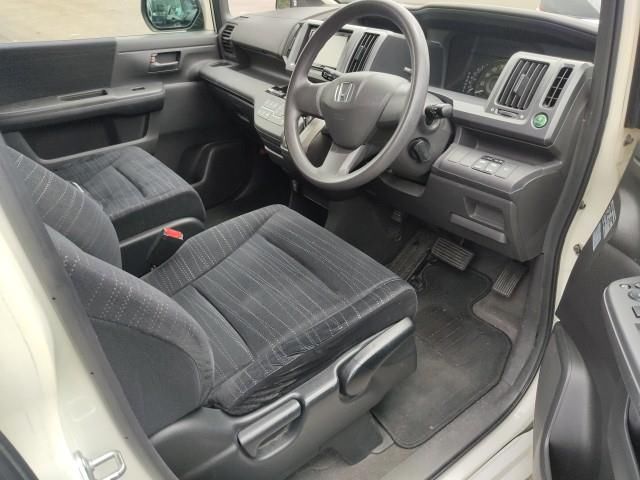 2012 Honda Stepwgn 4WD Gスマートスタイルエディション auction photo 3