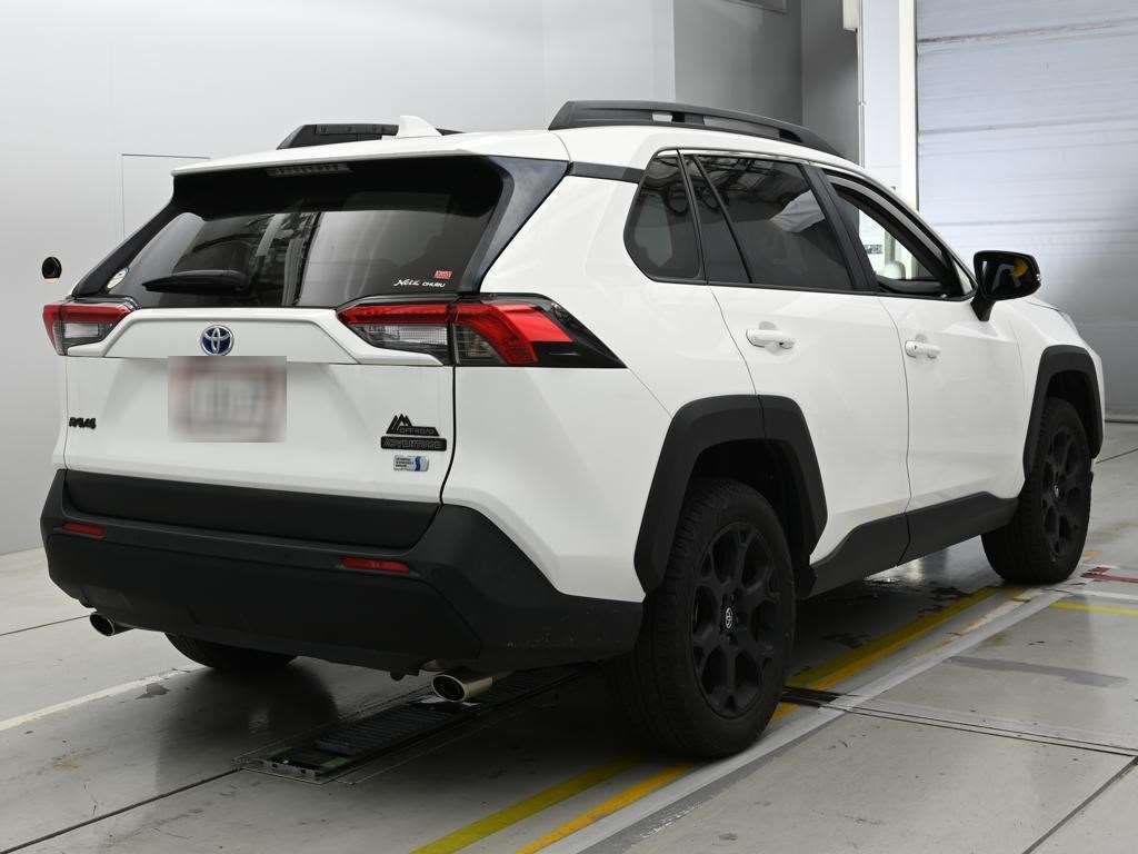 2023 Toyota RAV4 HVアドベンチャオフロード 4WD auction photo 2