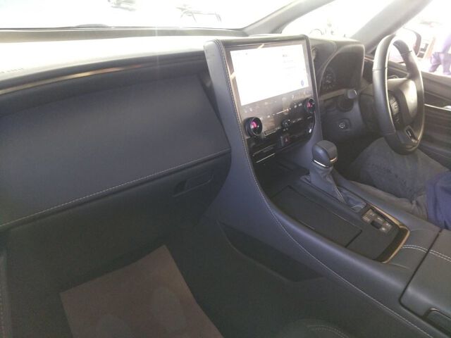 2025 Toyota Alphard Z auction photo 3