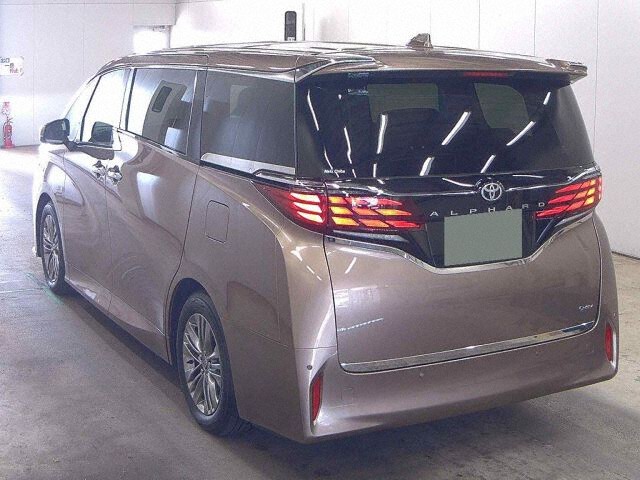 2025 Toyota Alphard Z auction photo 2