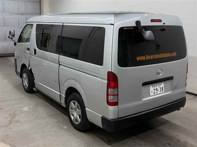 2006 Toyota Hiace DX auction photo 2