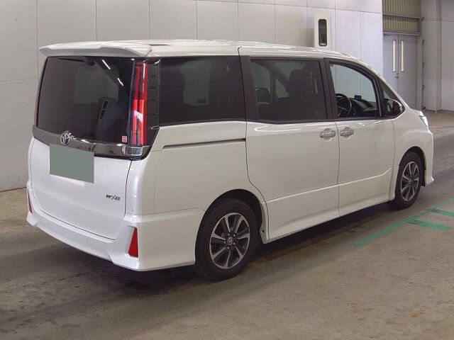 2020 Toyota Noah SI WXB 2 auction photo 5