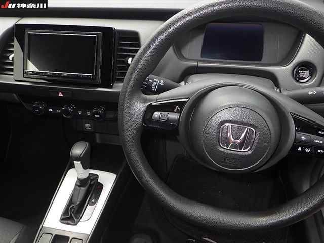 2024 Honda Fit ベーシック auction photo 3