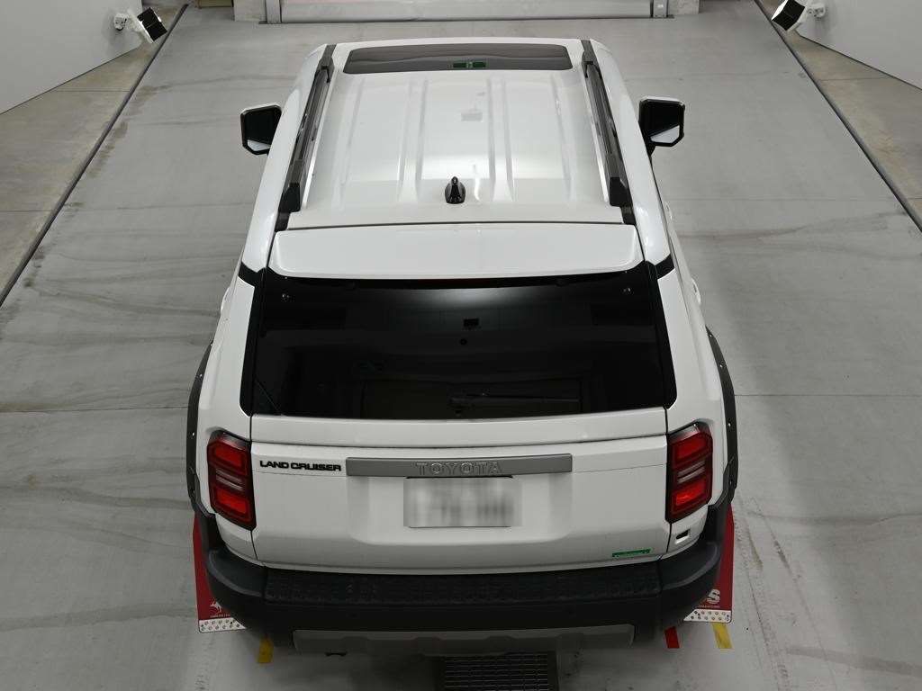 2025 Toyota Land Cruiser 250 VX 4WD auction photo 8