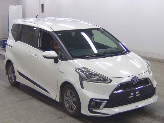 2015 Toyota Sienta Hybrid G Japan auction vehicle
