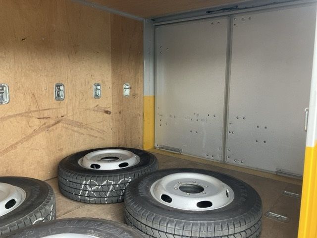 2019 Isuzu Elf Koukyou Okyu Usagi Shosha PG4 auction photo 9