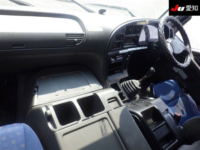 2009 Isuzu Aluminum wing 13.4t auction photo 3