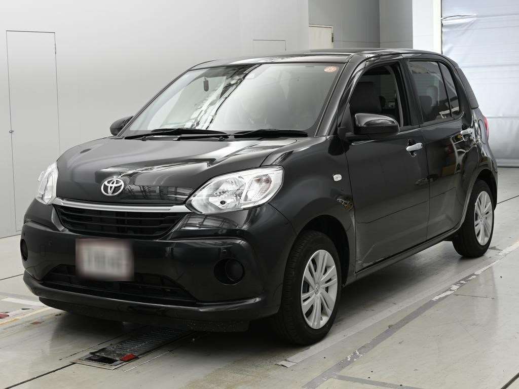 Japan Auction Vehicles 14 2023 Toyota Passo X auction photo
