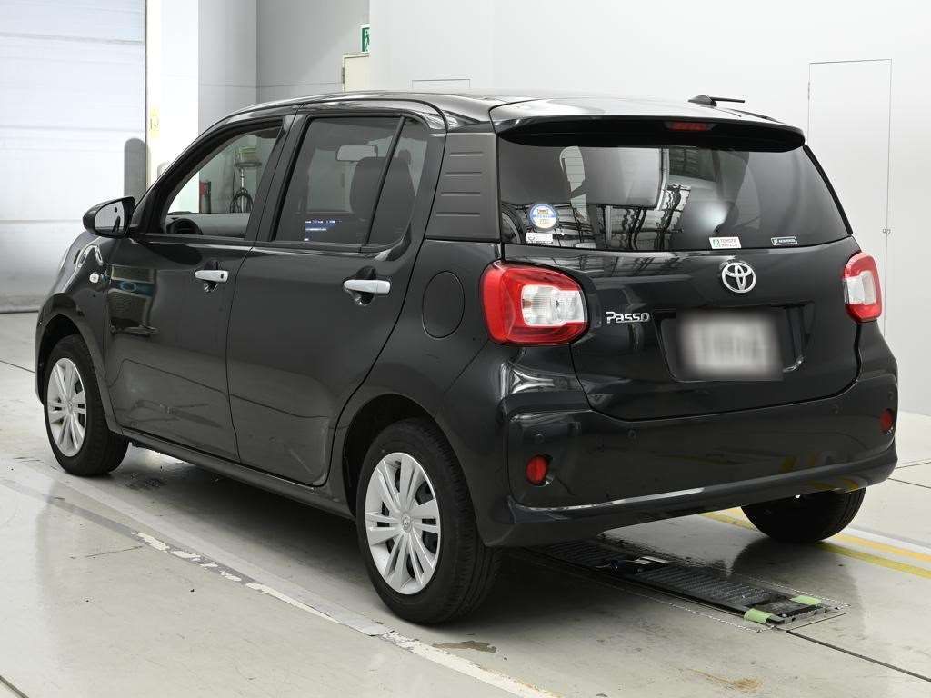 2023 Toyota Passo X auction photo 6