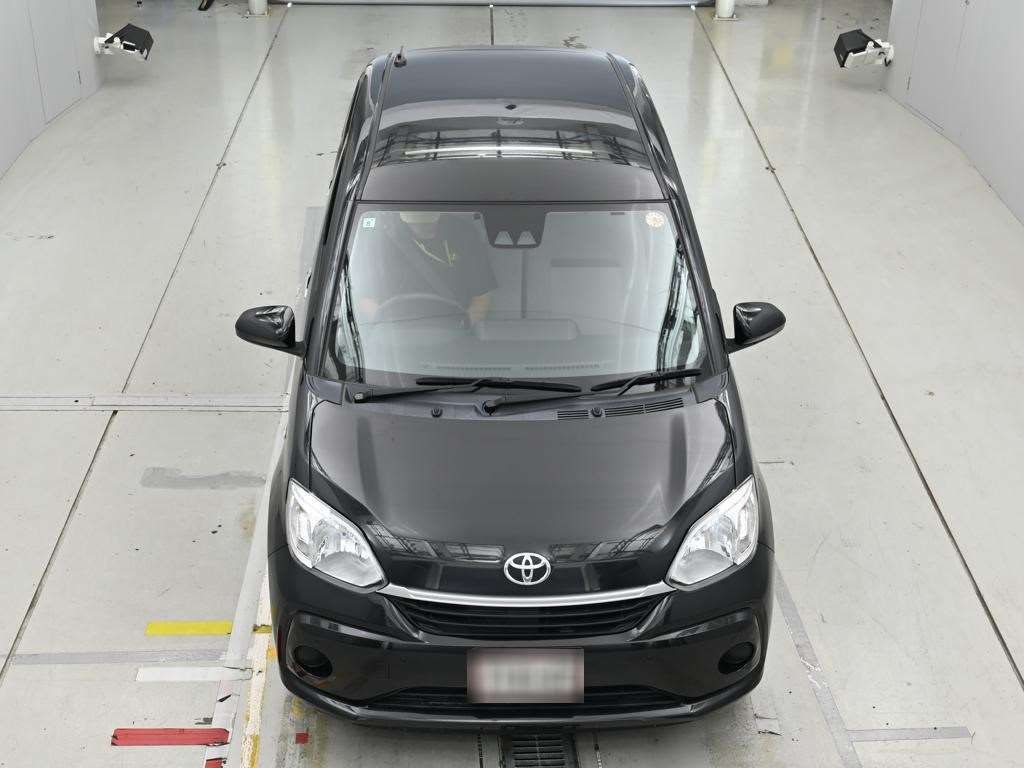 2023 Toyota Passo X auction photo 7