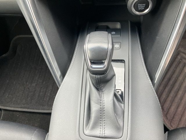 2023 Toyota Harrier S auction photo 5
