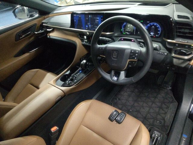 2025 Toyota Crown Estate Estate Z (HEV) 4WD auction photo 3