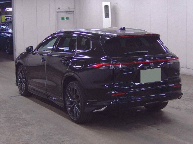 2025 Toyota Crown Estate Estate Z (HEV) 4WD auction photo 2