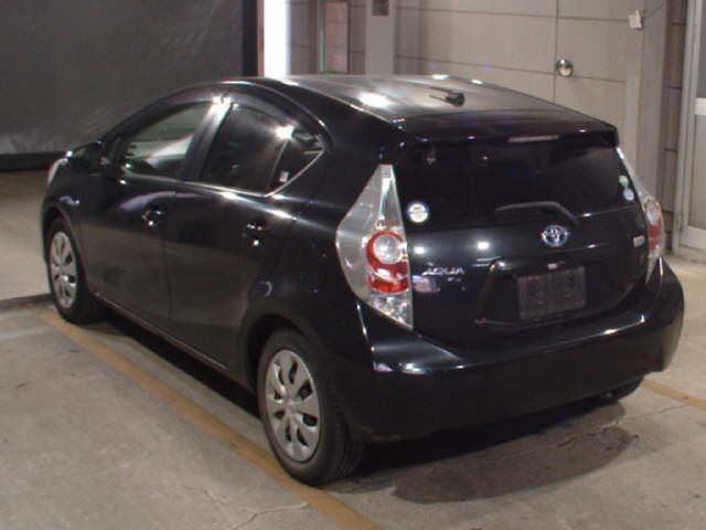 2013 Toyota Aqua Gブラックソフトレザーセレクシ auction photo 2