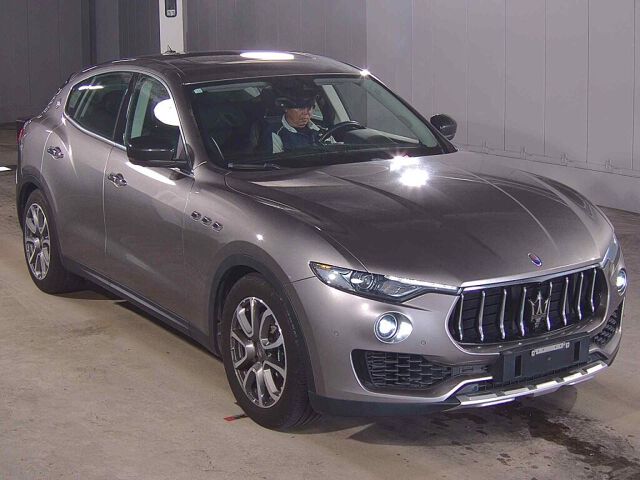 Japan Auction Vehicles 8 2018 Maserati レヴァンテ S Grand Sport 4WD auction photo