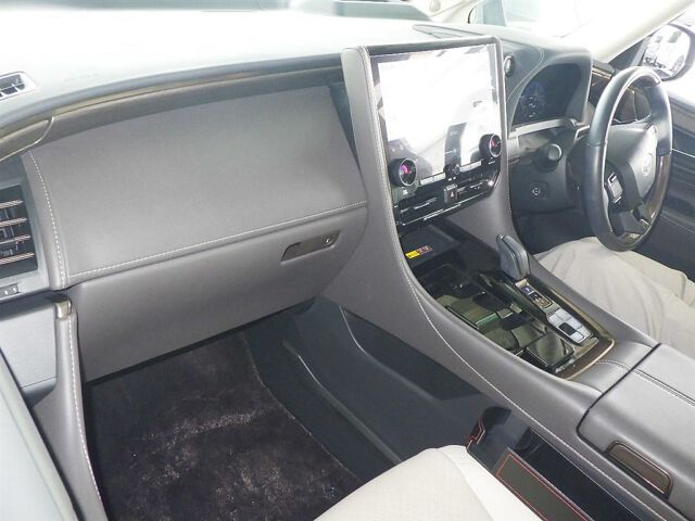 2025 Toyota Alphard Executive Lounge 4WD auction photo 3