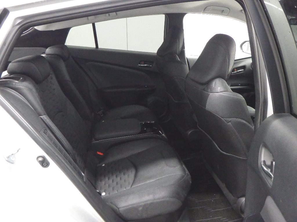 2017 Toyota Prius PHV Sナビパッケージ auction photo 7