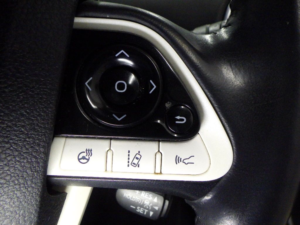 2017 Toyota Prius PHV Sナビパッケージ auction photo 10