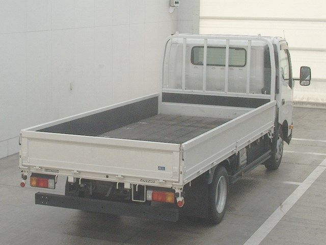 2021 Toyota Dyna Flatbed auction photo 2