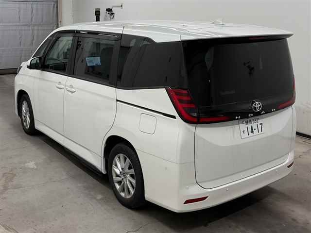 2024 Toyota Noah G auction photo 2