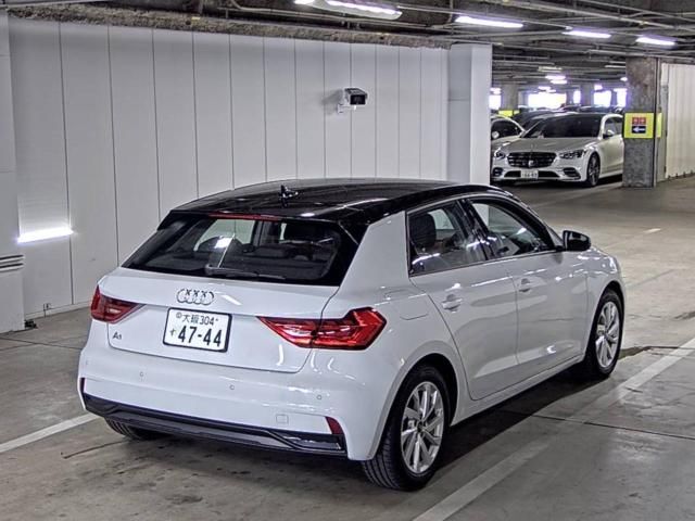 2025 Audi A1 SB 25TFSI Advanced auction photo 3