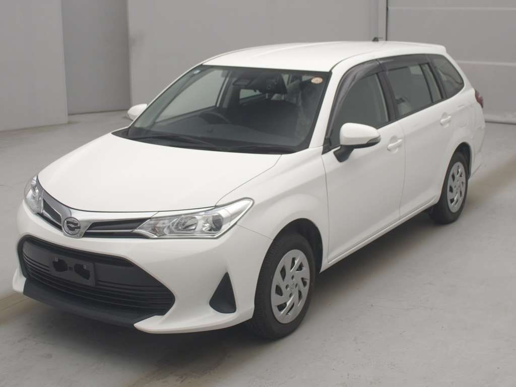 2021 Toyota Corolla Fielder EX 4WD Japan auction vehicle