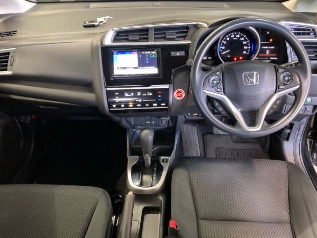 2018 Honda Fit 13G・F auction photo 2