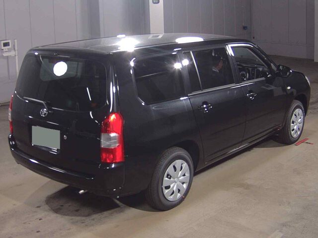 2026 Toyota Probox F 4WD auction photo 5
