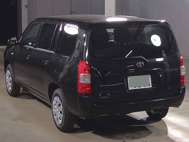 2026 Toyota Probox F 4WD auction photo 2
