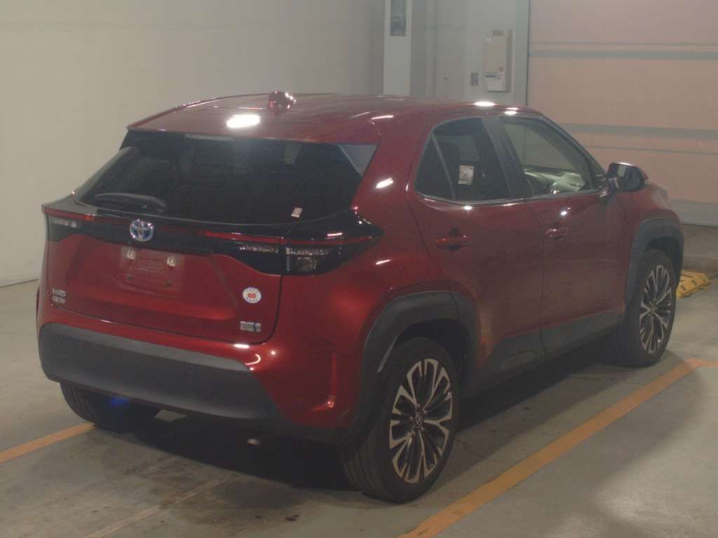 2021 Toyota Yaris Cross Hybrid Z auction photo 2