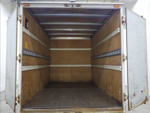 2006 Mitsubishi Fuso Canter バン auction photo 4