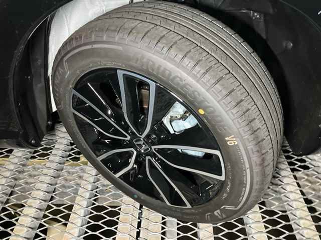 2026 Honda Vezel eHEV Z auction photo 9
