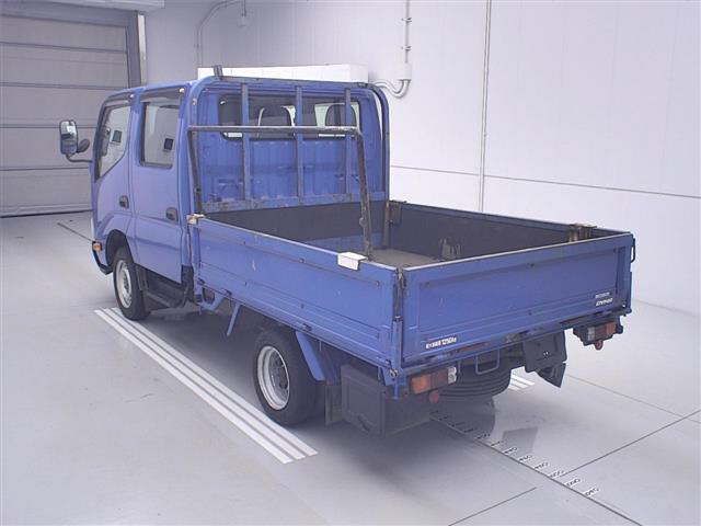2015 Toyota Dyna Wキャブ auction photo 2