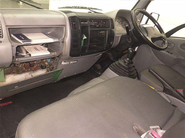 2015 Toyota Dyna Wキャブ auction photo 4