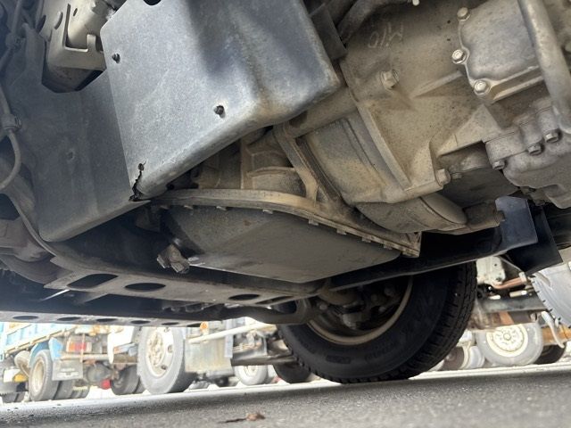 2012 Isuzu Elf アルミバン auction photo 11