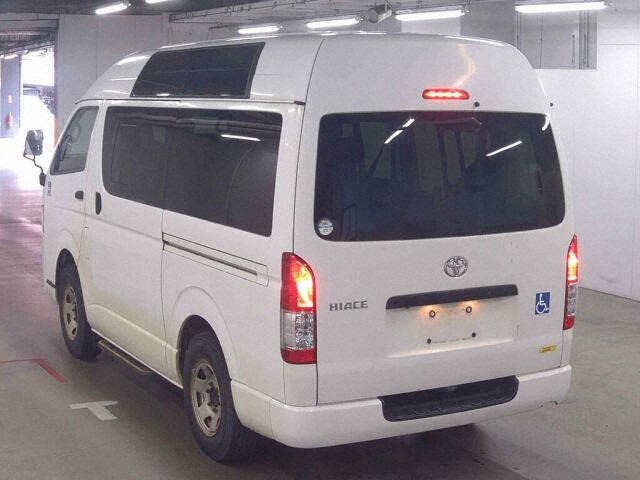 2015 Toyota Hiace Welcab 4WD auction photo 2