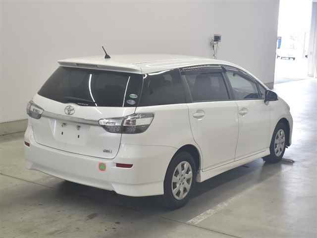 2017 Toyota Wish 1.8X auction photo 5