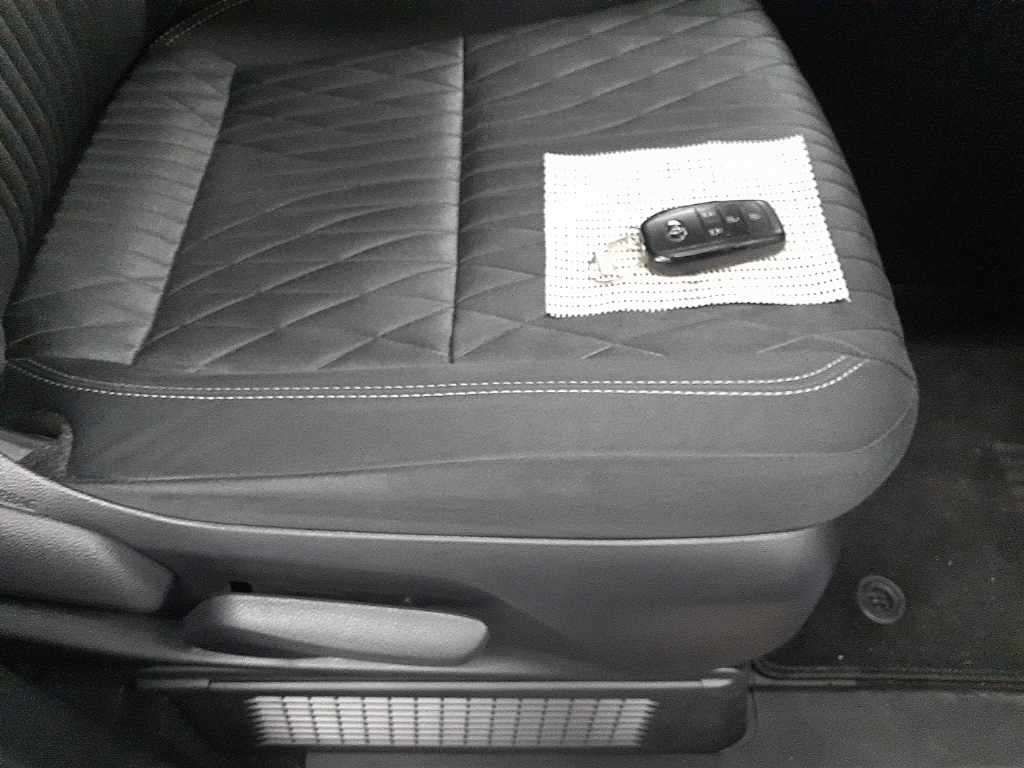 2025 Toyota Alphard X 4WD auction photo 10
