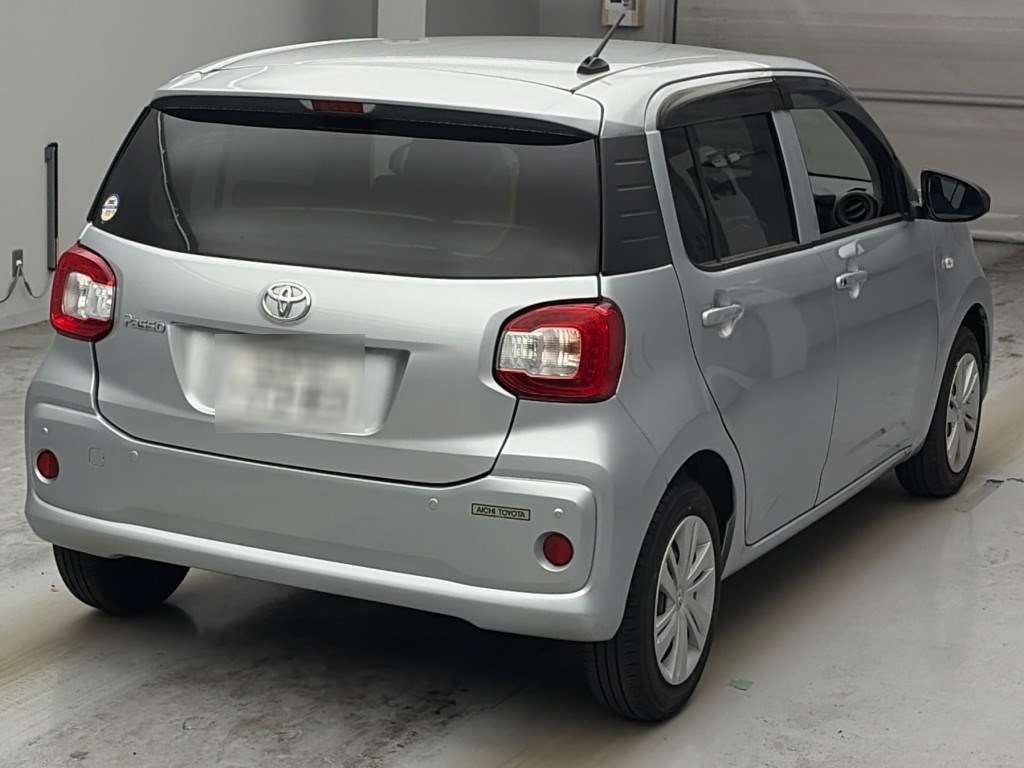 2023 Toyota Passo X auction photo 2