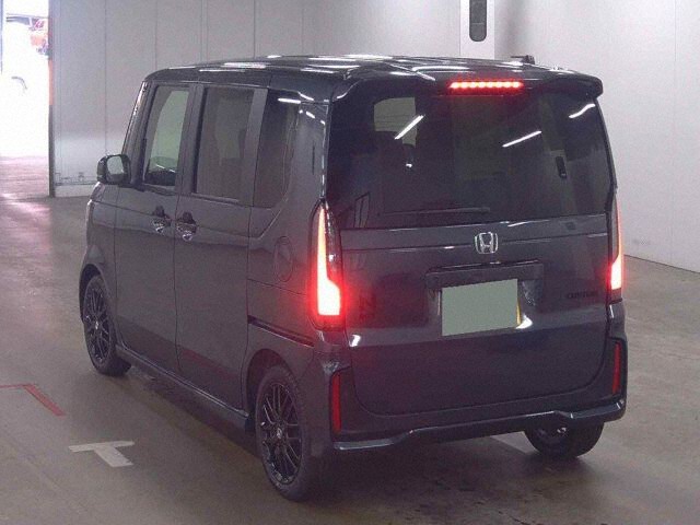 2026 Honda N-BOX Turbo Black Style auction photo 2