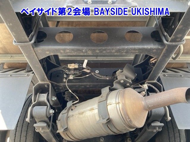 2016 Mitsubishi Fuso Canter Panel van auction photo 12