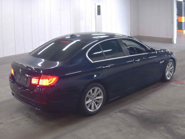 2011 BMW 5 Series 523Iハイラインパッケ auction photo 5
