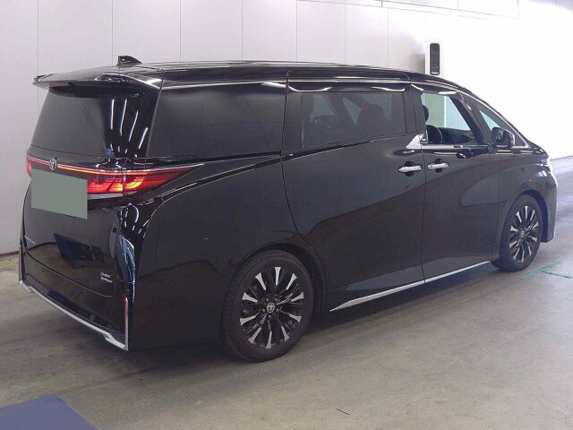 2025 Toyota Vellfire Executive Lounge 4WD auction photo 5