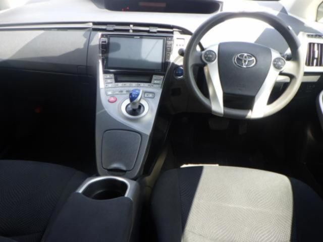 2014 Toyota Prius S auction photo 3