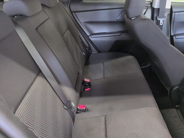 2015 Toyota Auris 150X Sパッケージ auction photo 6