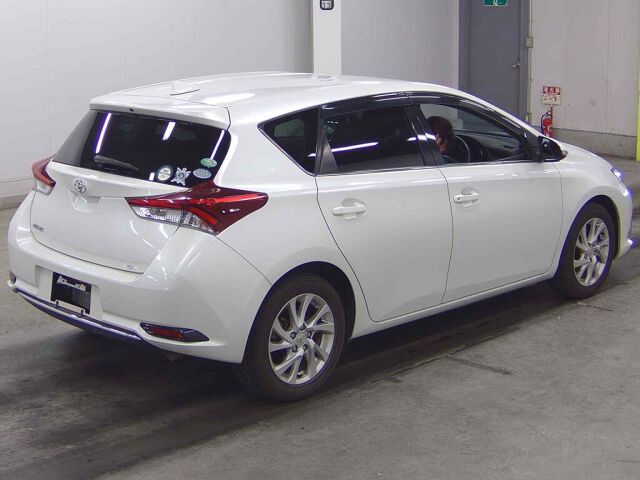 2015 Toyota Auris 150X Sパッケージ auction photo 5