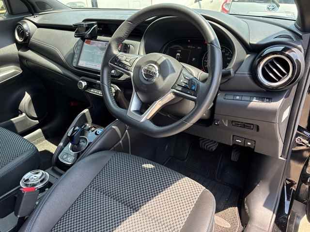 2021 Nissan キックスeパワー X auction photo 3