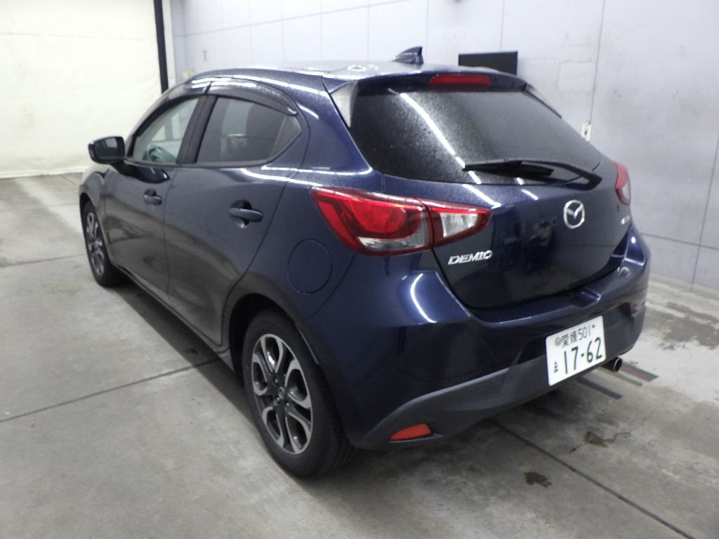 2016 Mazda Demio XDツーリング auction photo 5