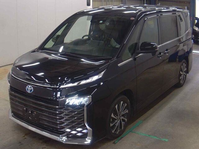 2023 Toyota Voxy Hybrid S-Z auction photo 4